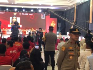 Polres Konawe Amankan Debat Terbuka Pertama Calon Bupati Dan Calon Wakil Bupati Konawe Dalam Menciptakan Pilkada Damai Tahun 2024