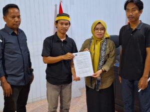 Pilkada Konsel : Diduga Oknum Sekda, libatkan ASN Dan OPD, GMPK Demonstrasi di Bawaslu Sultra